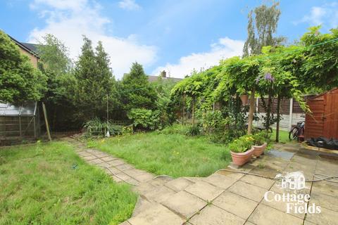 5 bedroom house to rent, Tudor Crescent, Enfield EN2