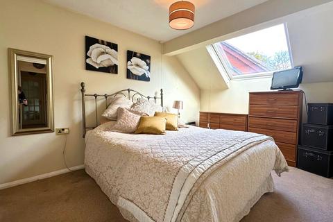 2 bedroom flat for sale, Davenport Road, Chandler Court Davenport Road, CV5