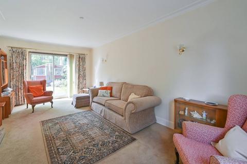 3 bedroom bungalow for sale, Langton Way, Blackheath, London, SE3
