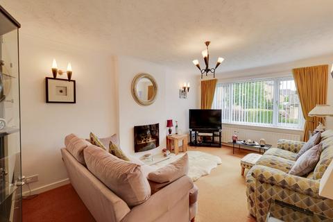 3 bedroom bungalow for sale, Haven View, Cookridge, Leeds, West Yorkshire, LS16