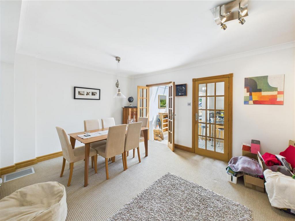 17134762 232932533.jpg