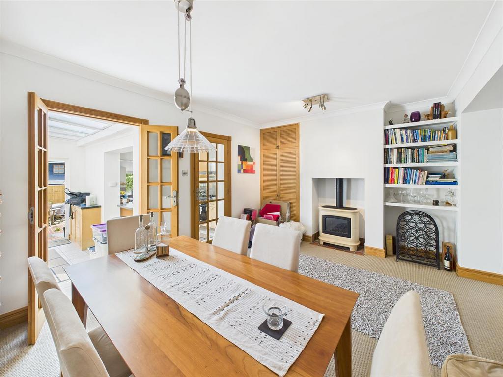 17134762 232932534.jpg