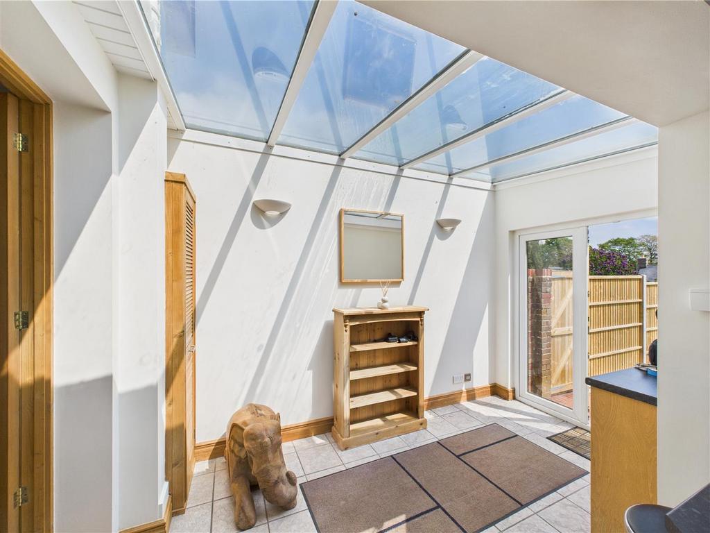 17134762 232932536.jpg