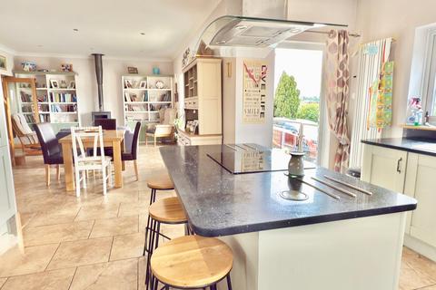 undefined, Dock Lane, Tewkesbury GL20