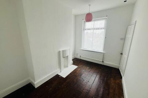 91 Moore Street, Northampton, NN2 7HU