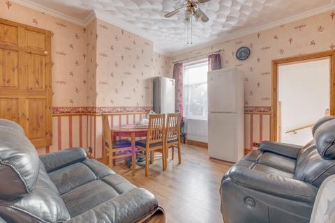 3 bedroom end of terrace house to rent, Oakly Road, Southcrest, Redditch, B97
