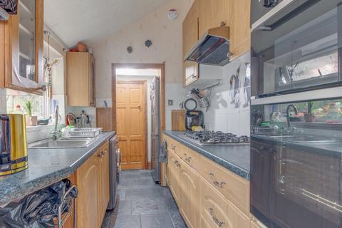 3 bedroom end of terrace house to rent, Oakly Road, Southcrest, Redditch, B97