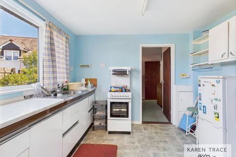 undefined, Mount Terrace, Par PL24
