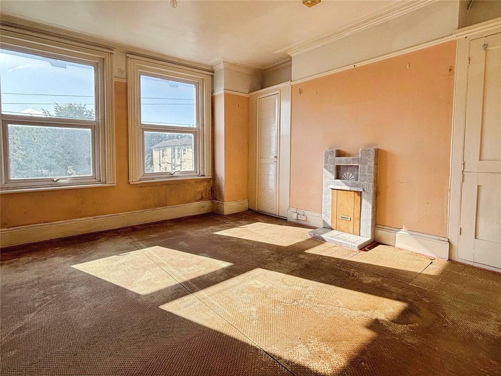 1st Floor Reception