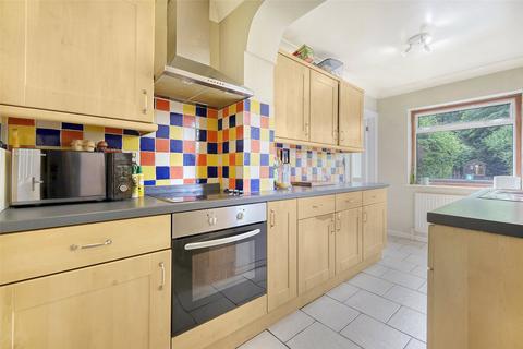 3 bedroom semi-detached house for sale, Mountnessing Road, Billericay, Essex, CM12