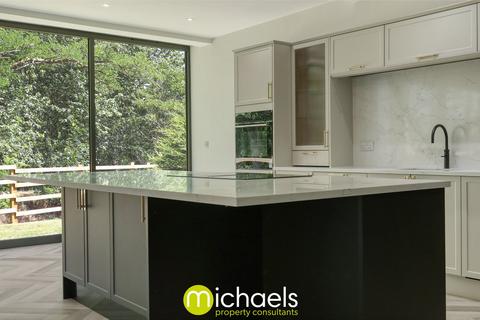 5 bedroom detached house for sale, Station Road, Bradfield, Bradfield, CO11