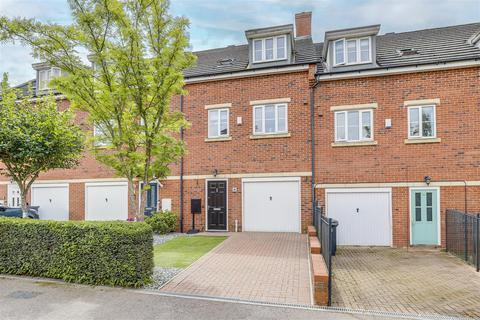 Thales Drive, Arnold NG5