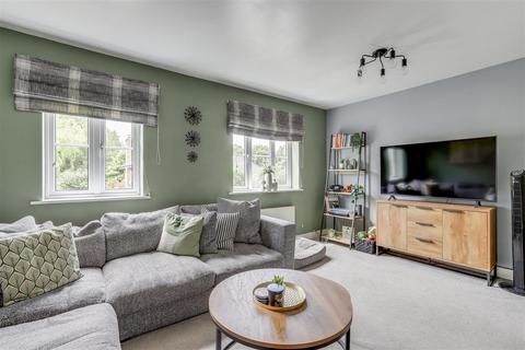 3 bedroom terraced house for sale, Thales Drive, Arnold NG5
