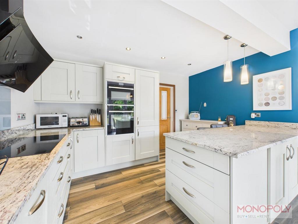 CAM04439 G0-PR0097-STILL004.jpg