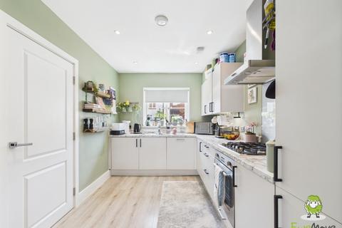 7 Denarii Drive, Chineham, Basingstoke, RG24 8BL