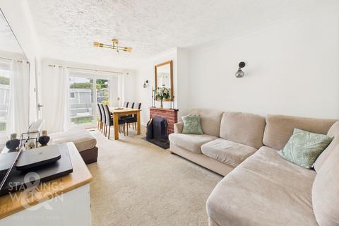 2 bedroom semi-detached bungalow for sale, Merlewood, Dickleburgh, Diss