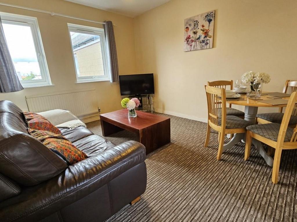 New lounge 1.jpg