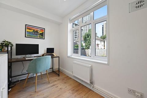 13 Conway Grove, London, W3 6UJ
