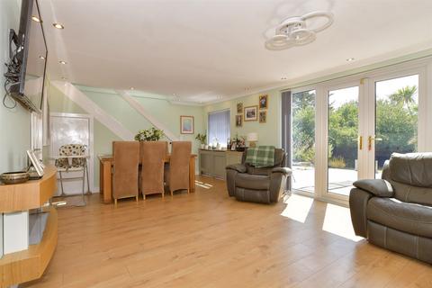 7 - 9 Cliff Drive, Warden, Sheerness, ME12 4PJ