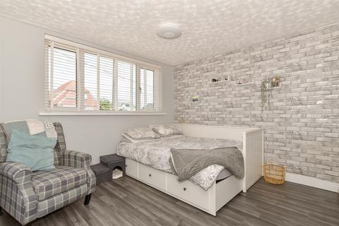 7 - 9 Cliff Drive, Warden, Sheerness, ME12 4PJ