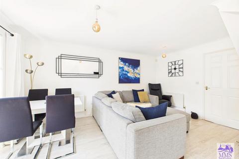 20 Cagney Close, Wainscott, Rochester, ME3 8AY
