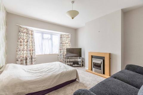 undefined, Pennylets Green, Stoke Poges SL2