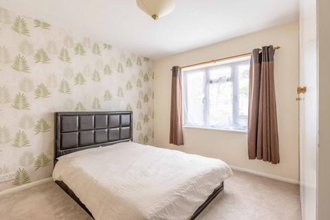 undefined, Pennylets Green, Stoke Poges SL2