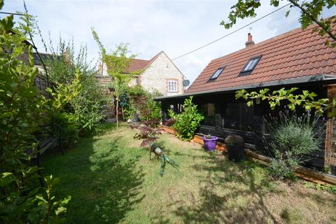 undefined, Vine Street, Templecombe