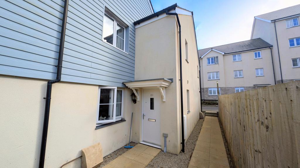 2 Bedroom Mid Terraced House for Sale