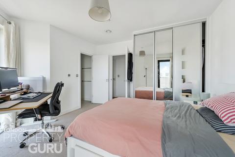 2 bedroom apartment for sale, Tweed Walk, London, E14
