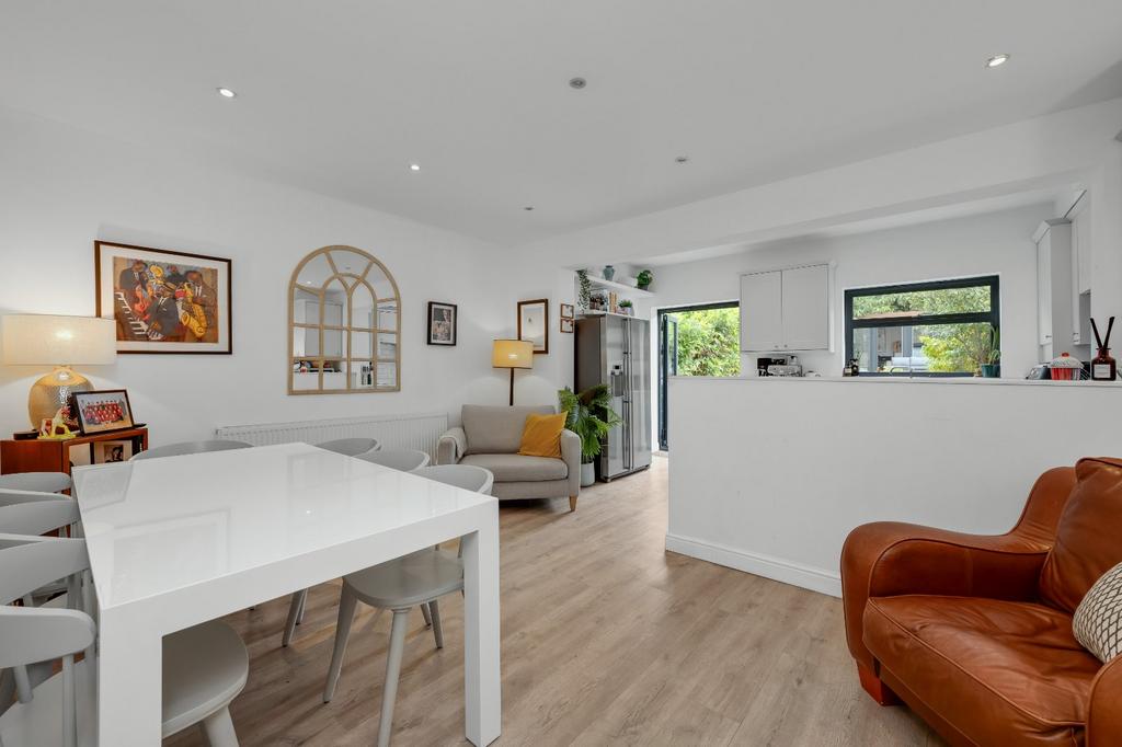 Dining/Family Room