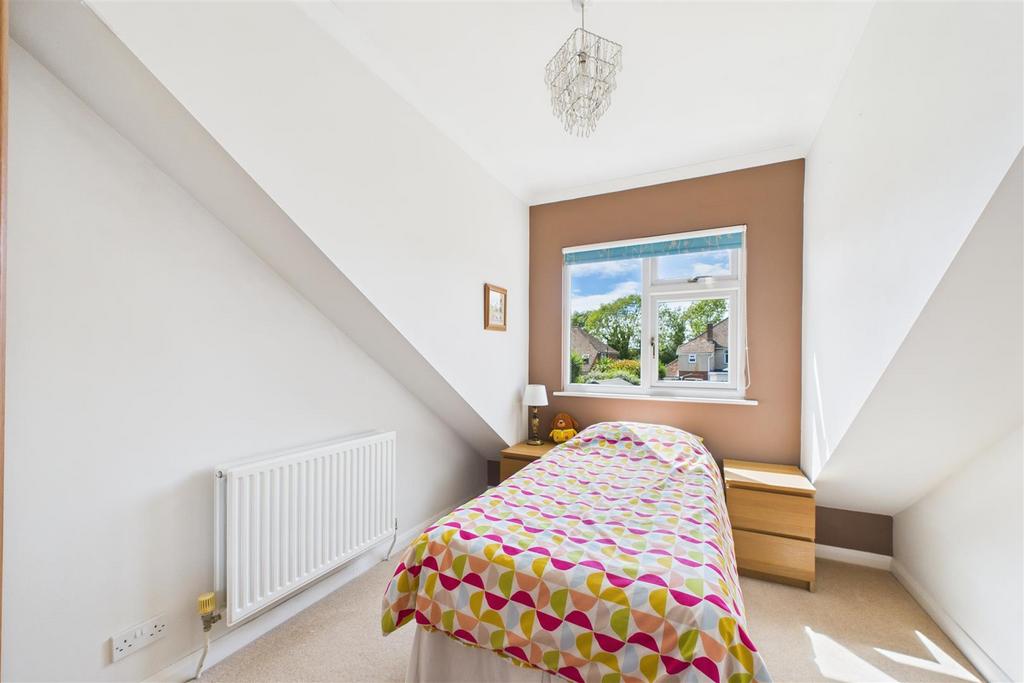 CAM01894 G0-PR0205-STILL005.jpg