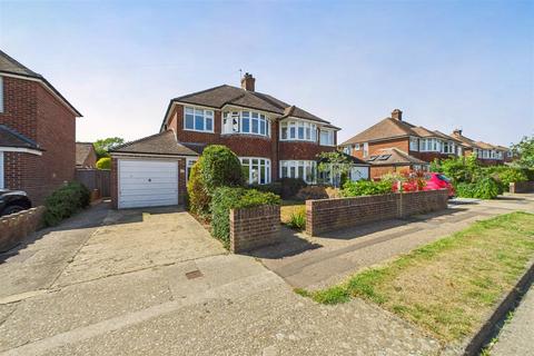 4 bedroom semi-detached house for sale, Willowbed Avenue, Chichester