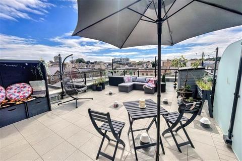 2 bedroom flat for sale, Bournemouth