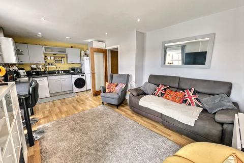 2 bedroom flat for sale, Bournemouth