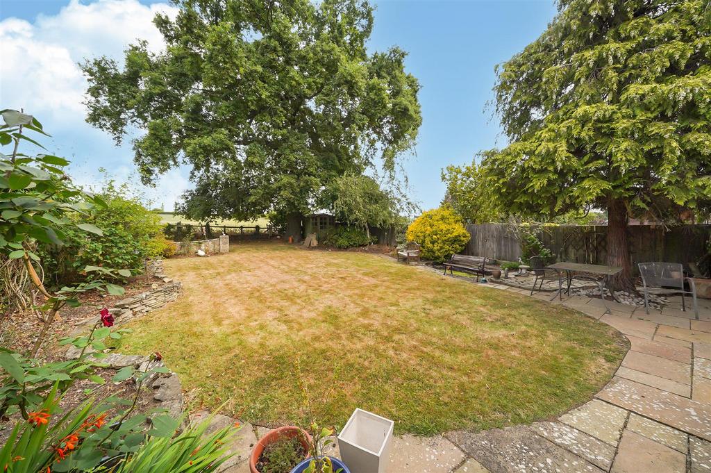 42 Pebworth Road - b SKcj6t WN2 Uo07mg KTLd.jpg