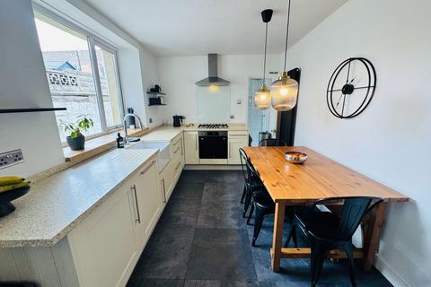 139 Bridgend Road, Maesteg, CF34 0NE