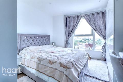 3 bedroom apartment for sale, NW10