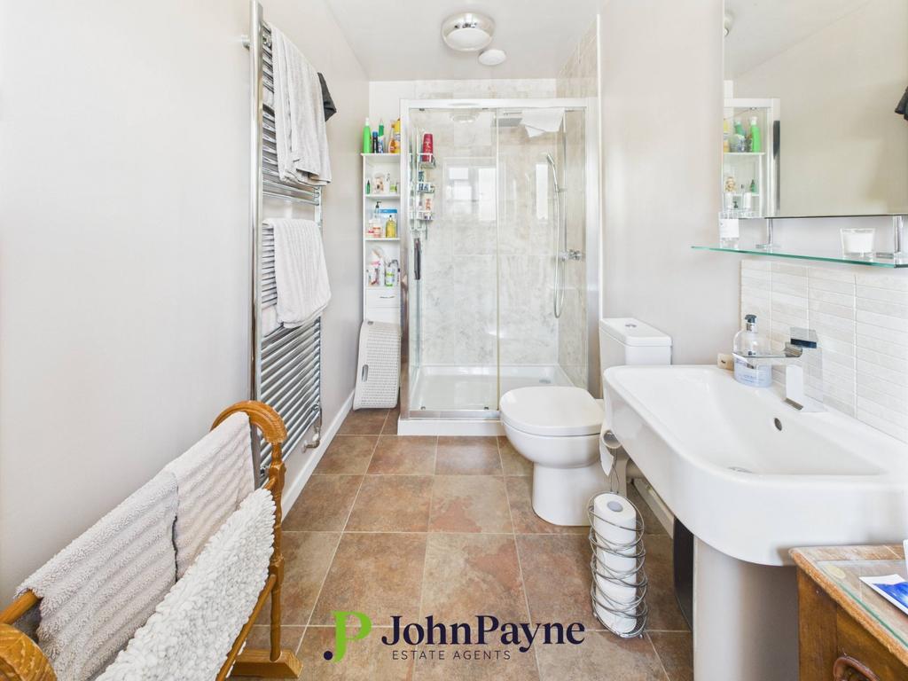 En Suite Shower Room