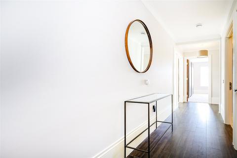 undefined, Blenheim Court, Farnham Road, Liss, Hampshire, GU33