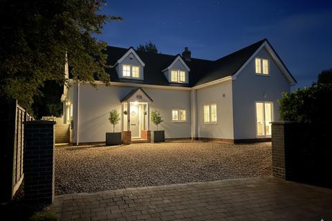 5 bedroom detached house for sale, Eltisley PE19