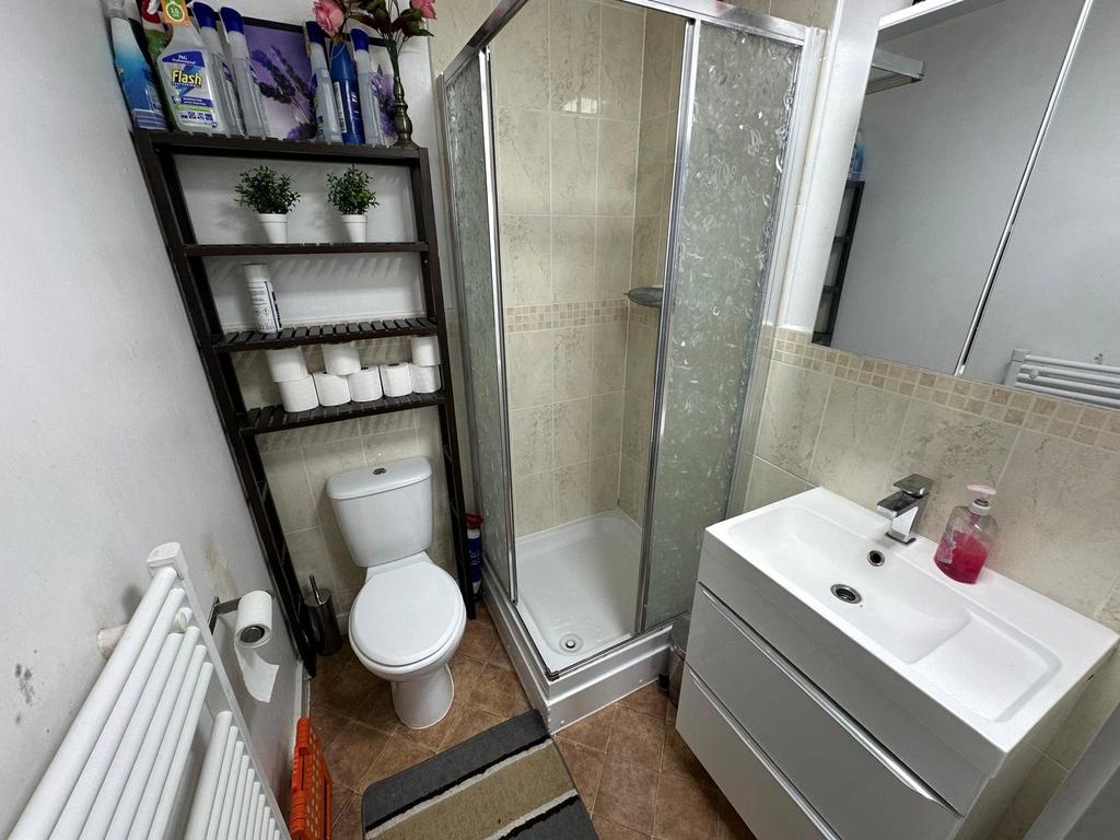 Ensuite