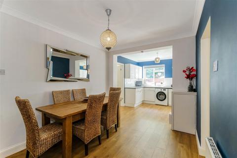 3 bedroom semi-detached bungalow for sale, Rosslyn Avenue, London E4