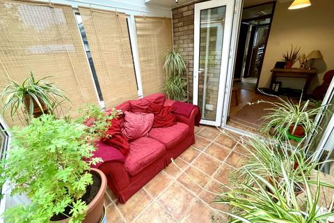 31 Chestnut View, Kerry, Newtown, SY16 4PR