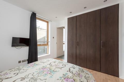 undefined, 39/17 Gardner’s Crescent, Edinburgh EH3 8DG