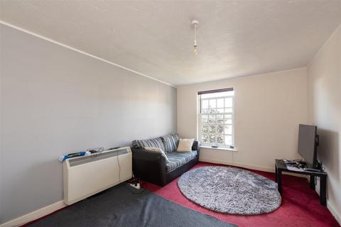undefined, Leigh Hunt Drive, London N14
