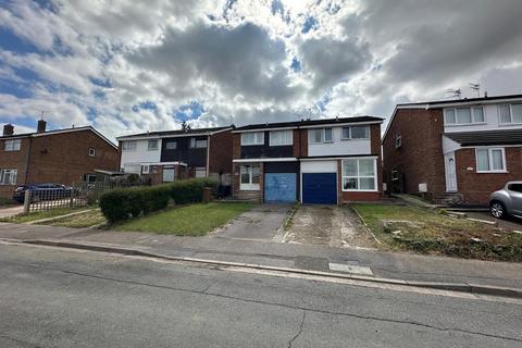 3 bedroom semi-detached house for sale, Wayside Close, Stowmarket IP14