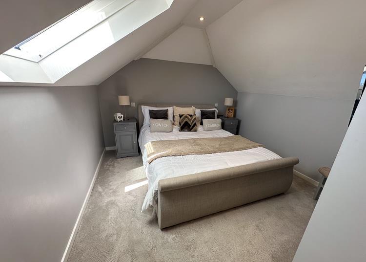 Main bedroom 1