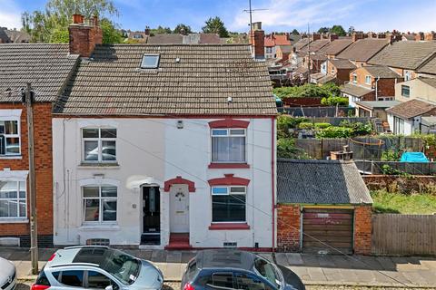 86 Moore Street, Northampton, NN2 7HX