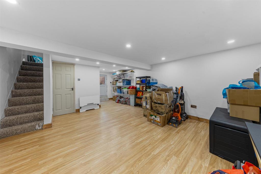 86 Moore St29.jpg